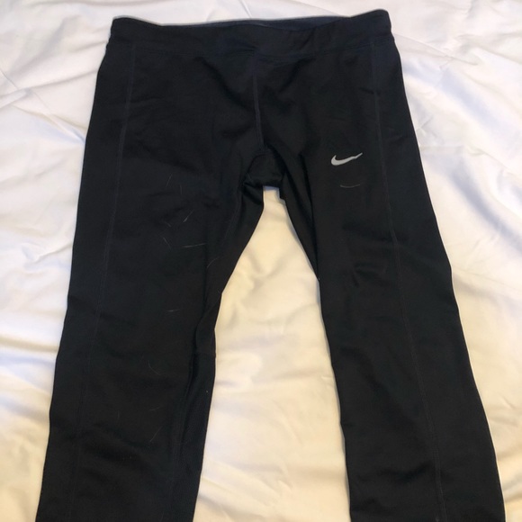 Nike dri fit capri leggings - Picture 1 of 6